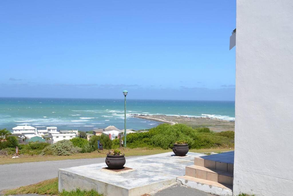 Agulhas Heights Self-Catering Cottages Exterior foto