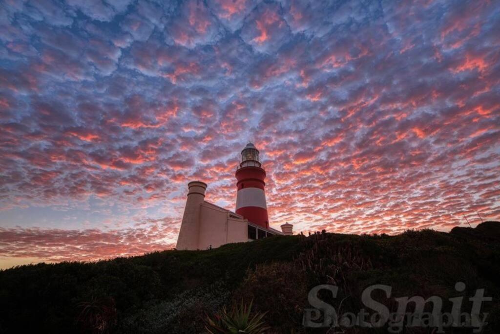 Agulhas Heights Self-Catering Cottages Exterior foto