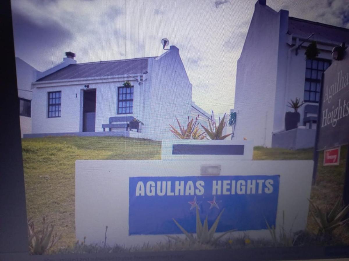 Agulhas Heights Self-Catering Cottages Exterior foto