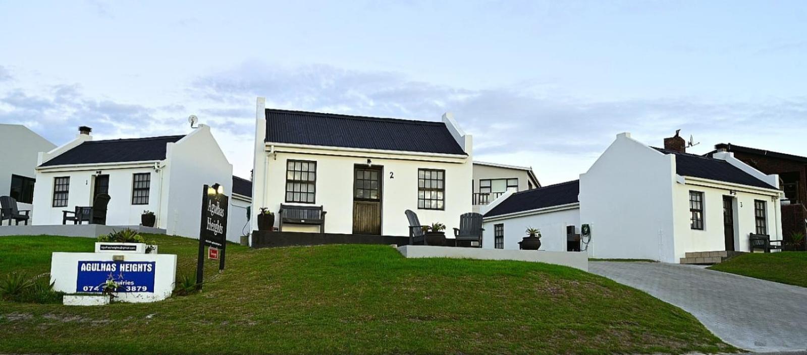 Agulhas Heights Self-Catering Cottages Exterior foto